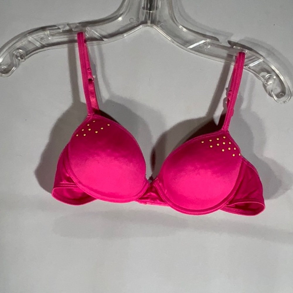 No Boundaries Fuchsia Padded Bra 34B with Gold Stud Accent